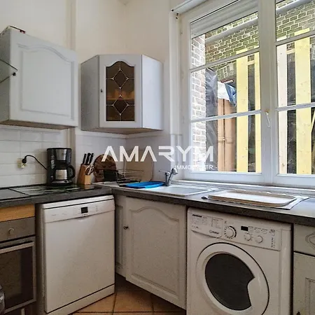 A 2min De La Apartment *